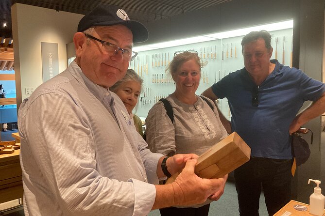 1-Day Kobe Highlights Tour including Sake Tasting - Guides make the difference on this route