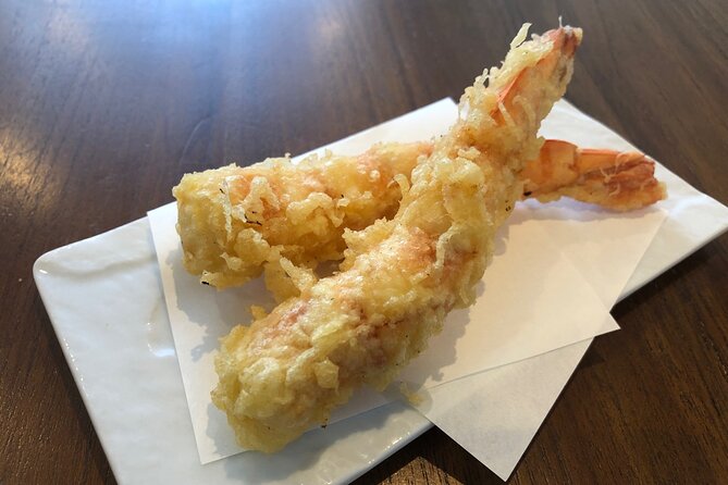 A pairing experience in Sapporo where you can enjoy tempura and 3 kinds of Hokkaido-only sake, along with a soba-noodle making experience! - Hokkaido tempura prepared by a chef
