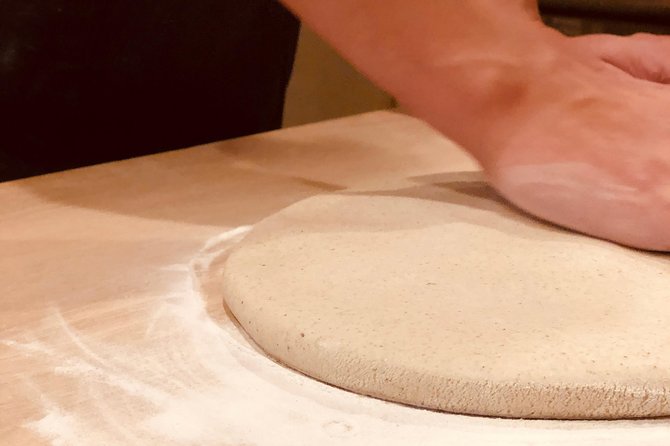 A pairing experience in Sapporo where you can enjoy tempura and 3 kinds of Hokkaido-only sake, along with a soba-noodle making experience! - Getting to Hassamu 6 Jō