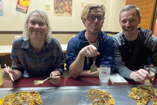 Bouldering, Sake and Food, Local Gem Hiroshima Evening Tour - An English-led hour at PB Climbing