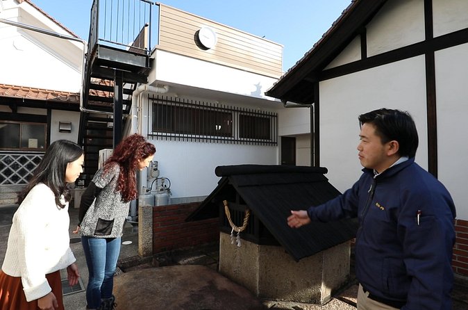 Hiroshima Saijo Sake Tasting Calligraphy and Dinner Private Tour - What the private format changes