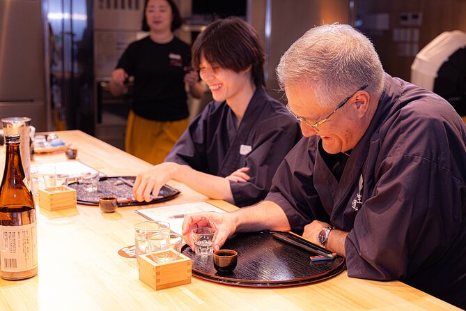 Japanese Sake Tasting & Wagyu Sukiyaki Cooking Class in Tokyo - Location, timing, and practical planning