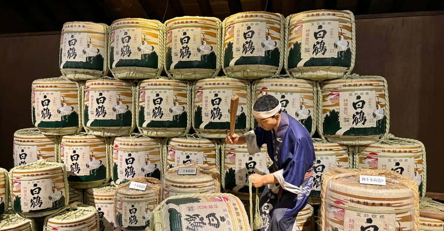 Kobe: Sake Brewery Tour with Tasting Sake - Key points at a glance