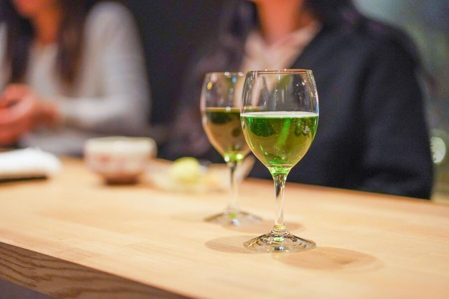 Kyoto: Foodie Night Tour in Gion with 9 dishes + 6 Sake - Starting under Gion’s evening lights