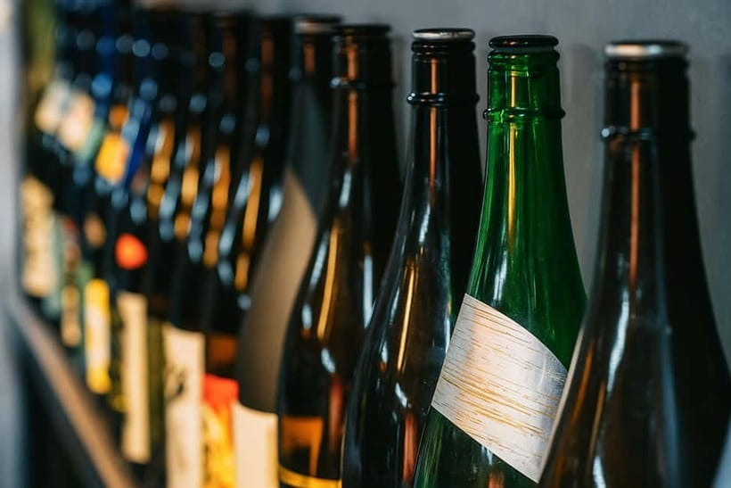 Kyoto: Newly Opened Sake Tasting - Sanjo Chasuian - Comparing seven sake styles with seven snacks