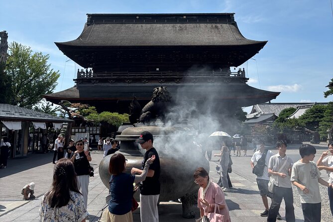 Nagano Private Tour: Ninja Temple, Soba Making & Sake Tasting - Ending With Sake at a Historic Brewery