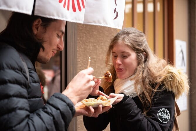 Nishiki Market, Private Sushi class & Sake Tasting in Townhouse - From Nishiki Market to a Kyoto cooking table