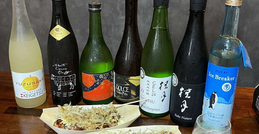 Osaka Sake Tasting with Takoyaki Cooking - Meeting Momo at MOMO to SAKE