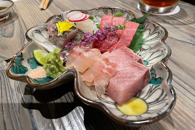 Private Food & Sake Tour in Central Kyoto with Sake Sommelier - Why the private format matters