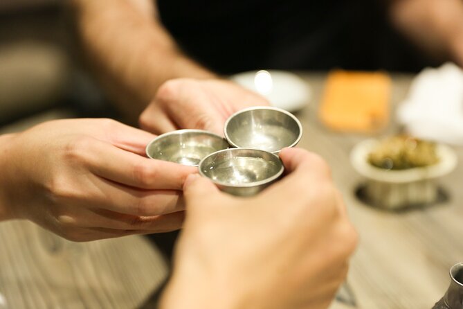 Private Food & Sake Tour in Central Kyoto with Sake Sommelier - What Kenji adds to the evening