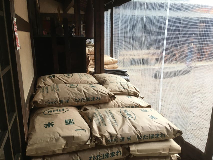 Sake Tasting: Educational Tour of Six Takayama Breweries - What happens at the optional brewery visit