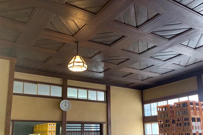 Takayama: Authentic Sake Tasting at a Historic Brewery - Comparing Five Local Sakes