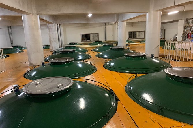 Takayama: Authentic Sake Tasting at a Historic Brewery - Who Will Enjoy This Best