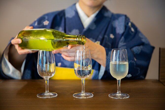 Tokyo Sake Tasting Tour with a Sake Expert - Finding your best match from 50-plus labels
