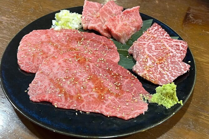 Wagyu BBQ & Sukiyaki with Sake Pairing Experience near Ginza - Starting with sparkling sake and a few comparisons